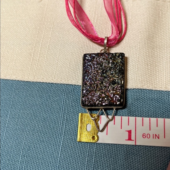 Artisan druzy style pendant on pink ribbon necklace - Picture 10 of 10